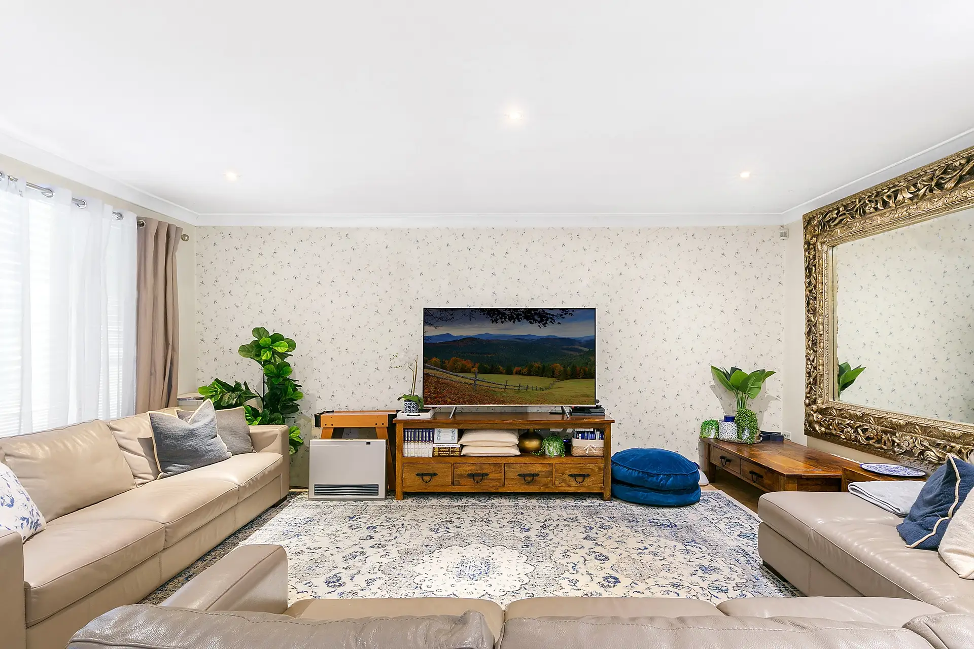 14 Binalong Avenue, Georges Hall Sold by Richard Matthews Real Estate - image 6