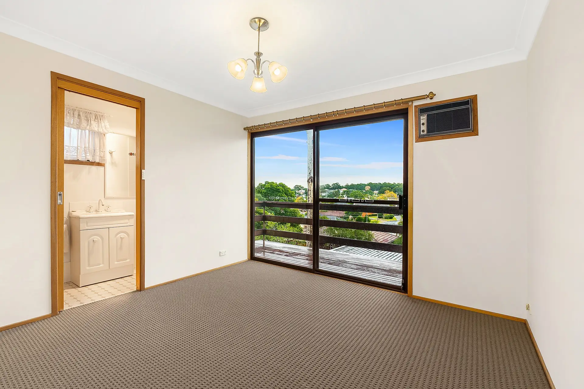 64 Flinders Road, Georges Hall Sold by Richard Matthews Real Estate - image 5