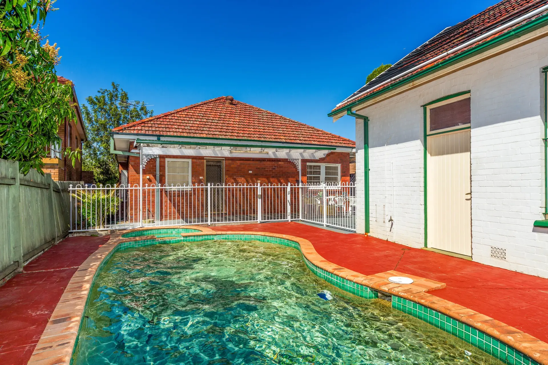 13 Elwin Street, Strathfield Sold by Richard Matthews Real Estate - image 4