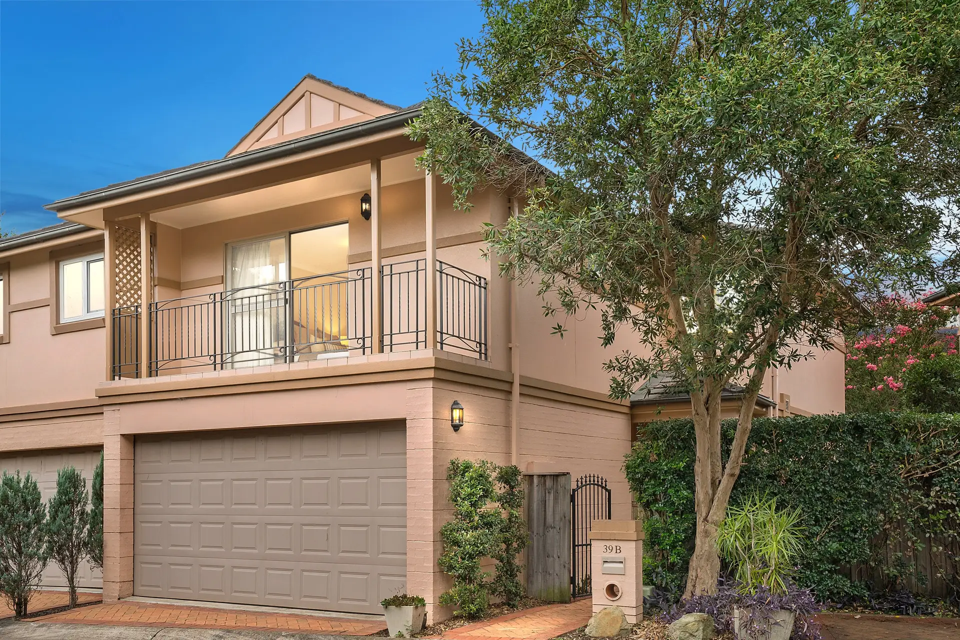39B Charlton Drive, Liberty Grove Sold by Richard Matthews Real Estate - image 1