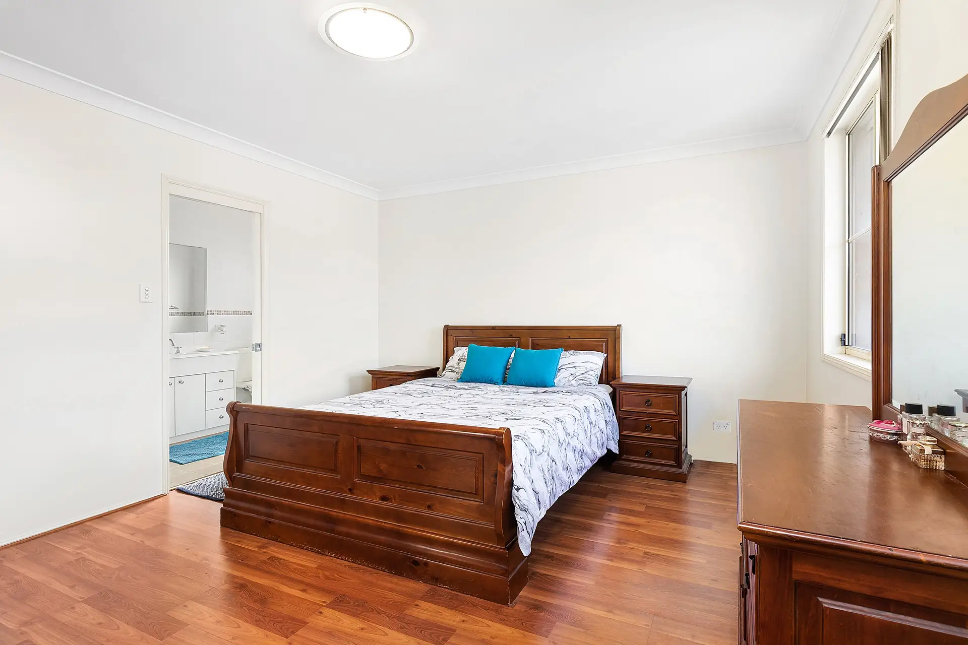 14 Walker Avenue, Peakhurst Sold by Richard Matthews Real Estate - image 6