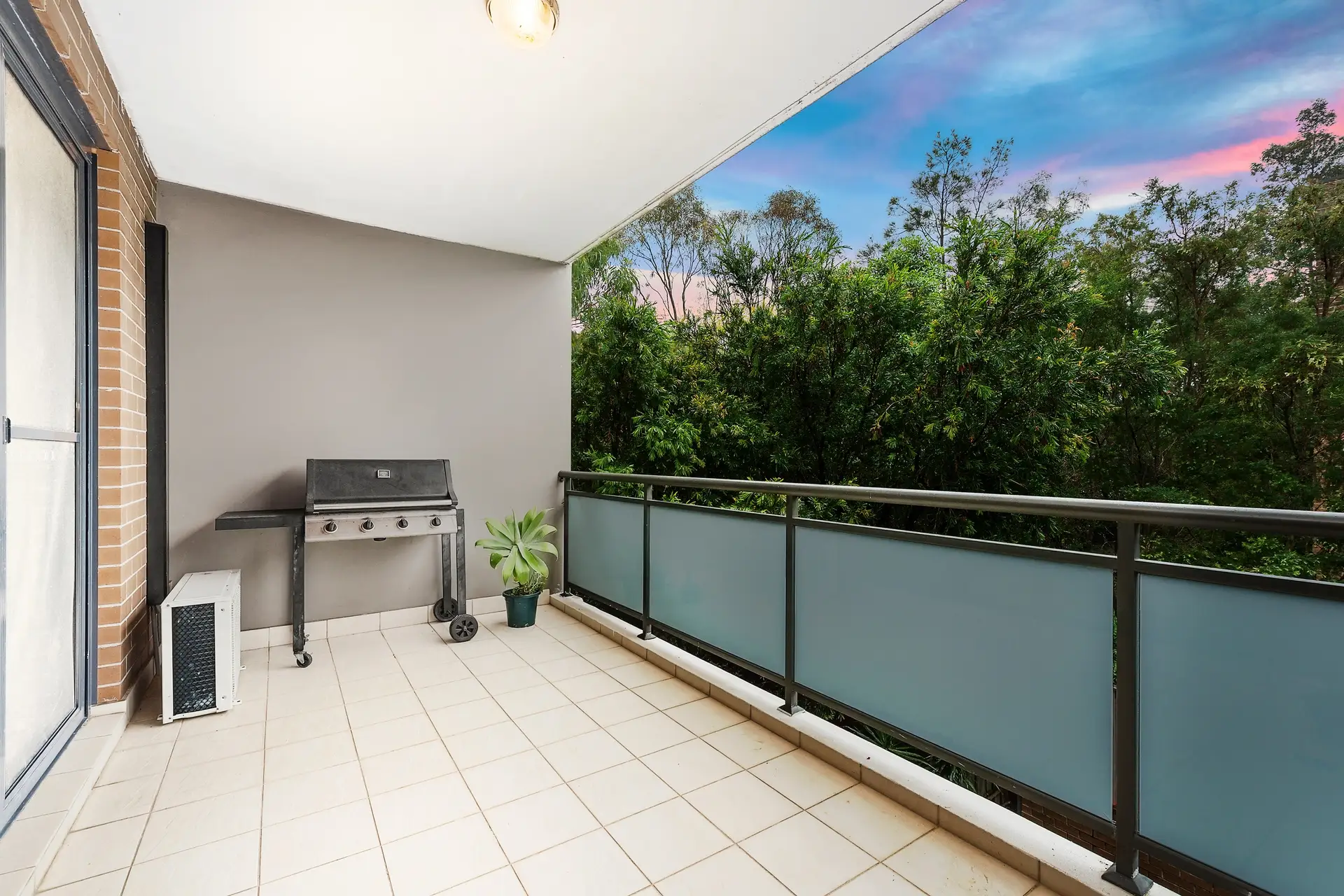 12/217 William Street, Granville Sold by Richard Matthews Real Estate - image 3