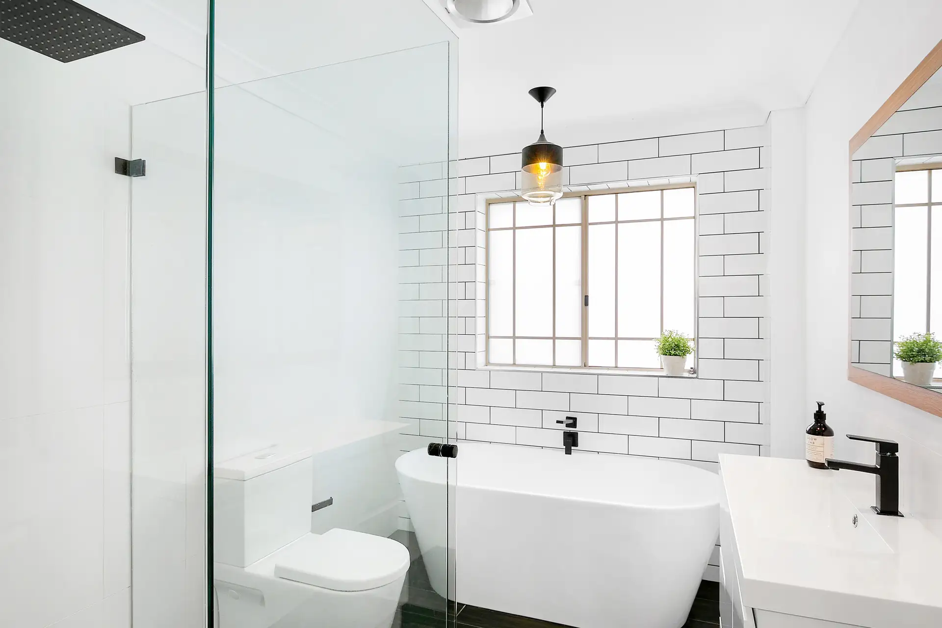 24/57 Bellevue Avenue, Georges Hall Sold by Richard Matthews Real Estate - image 3