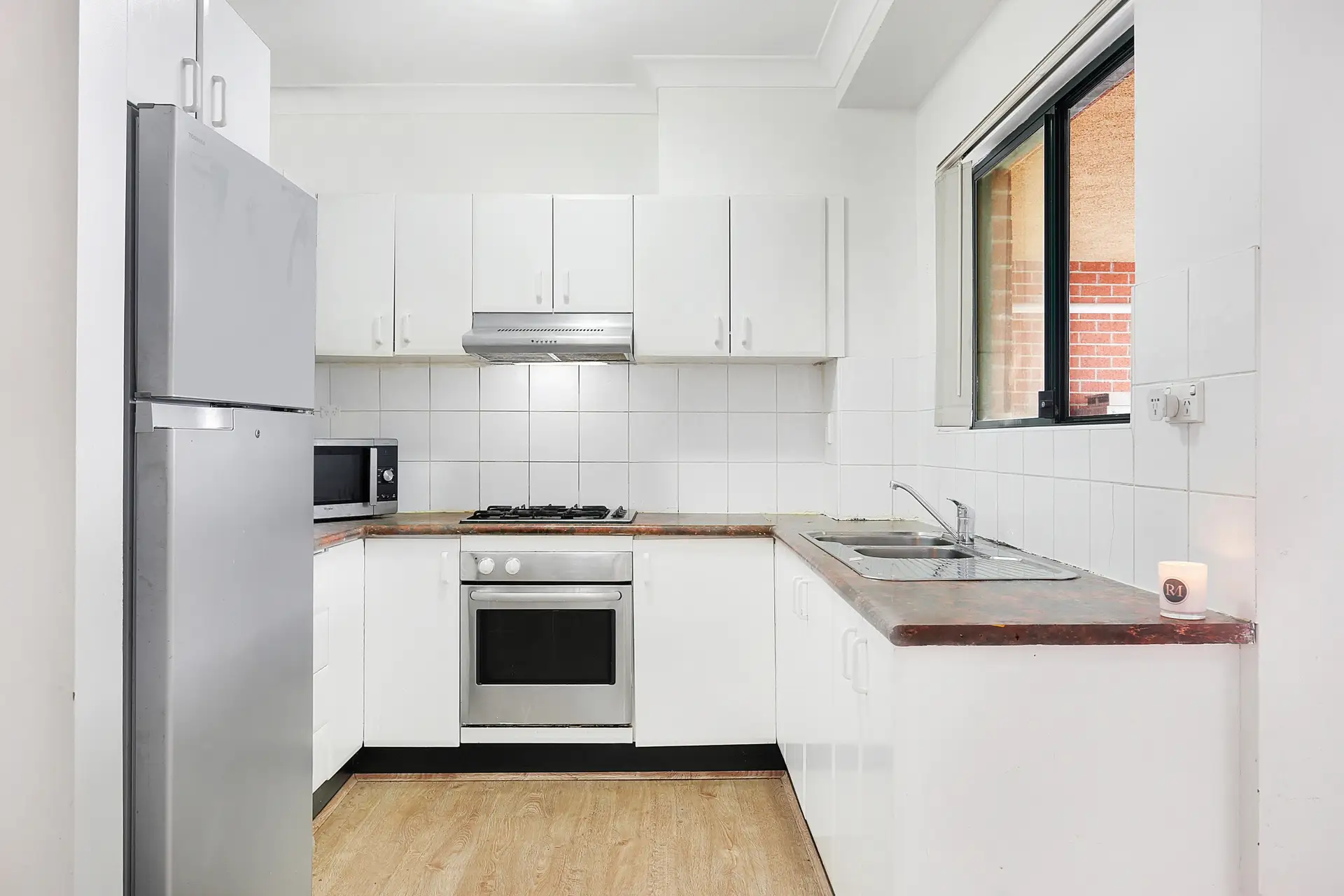 11/872 Canterbury Road, Roselands Sold by Richard Matthews Real Estate - image 2