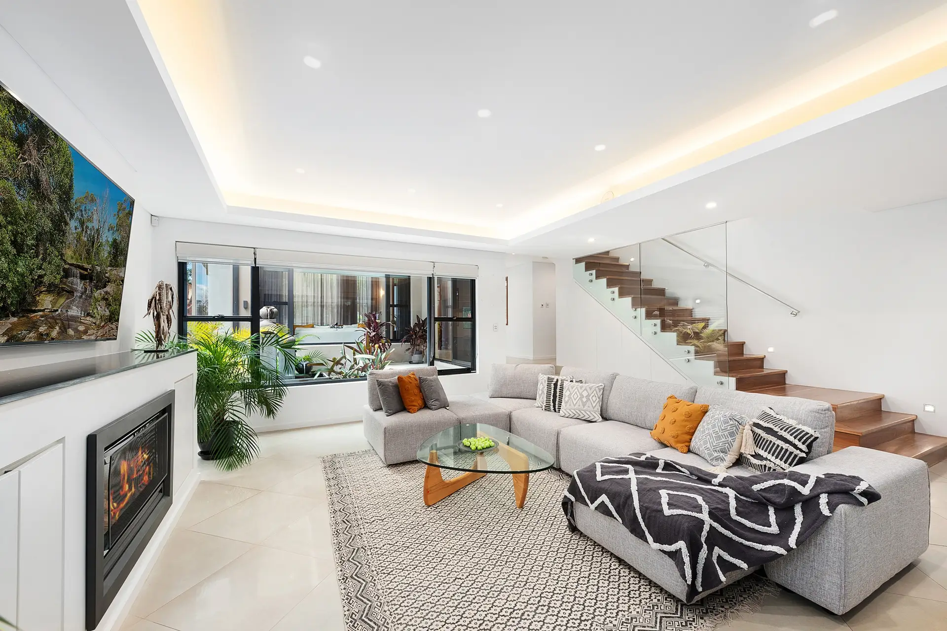 25 Cross Street, Strathfield Sold by Richard Matthews Real Estate - image 2