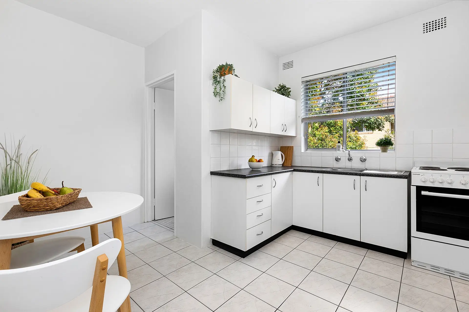 2/11 Bayley Street, Marrickville Sold by Richard Matthews Real Estate - image 2