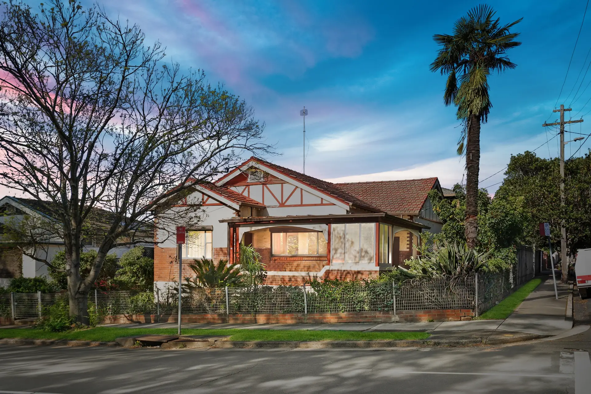 58 Shaftesbury Road, Burwood Sold by Richard Matthews Real Estate - image 2