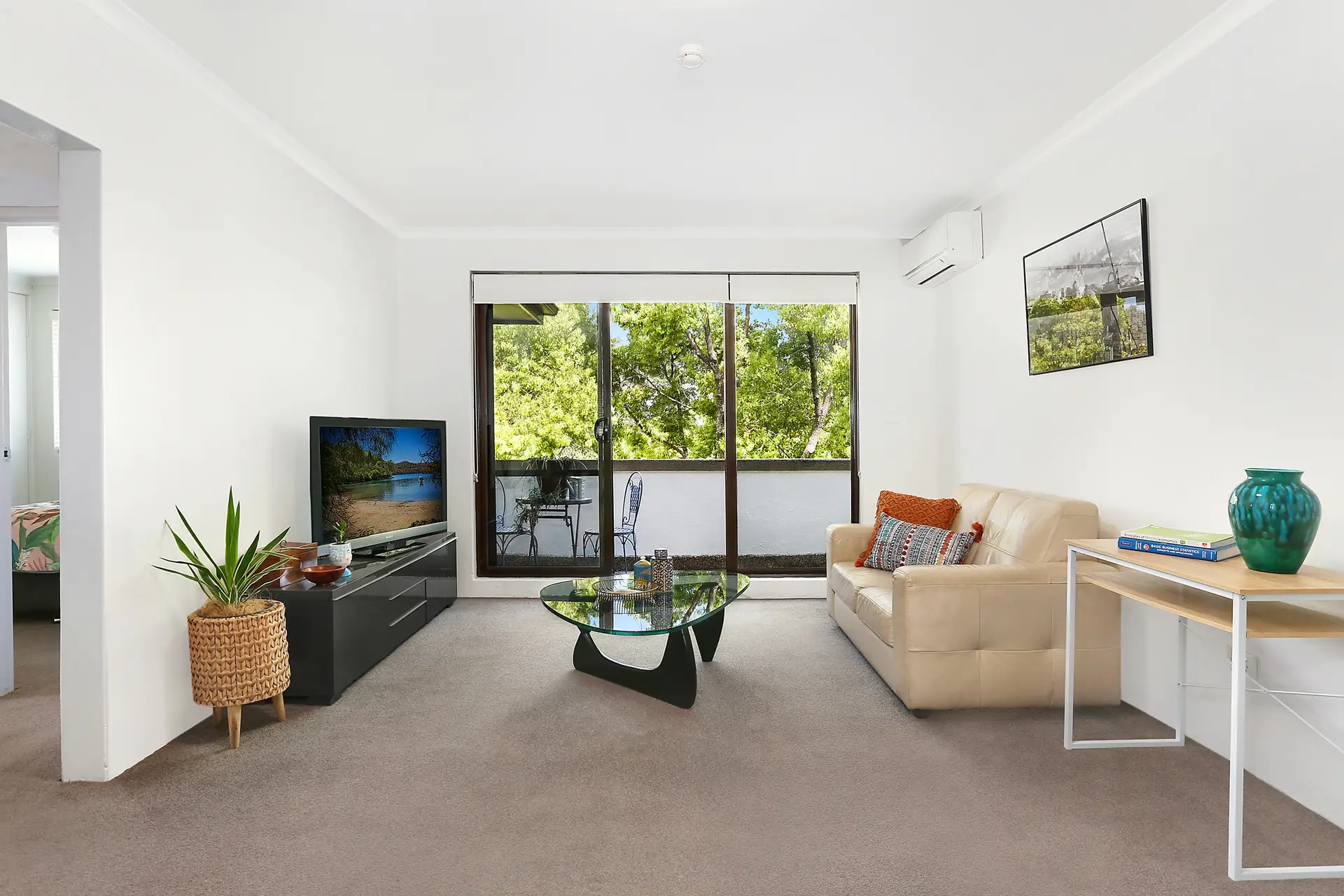 11/9 Taringa Street, Ashfield Sold by Richard Matthews Real Estate - image 1