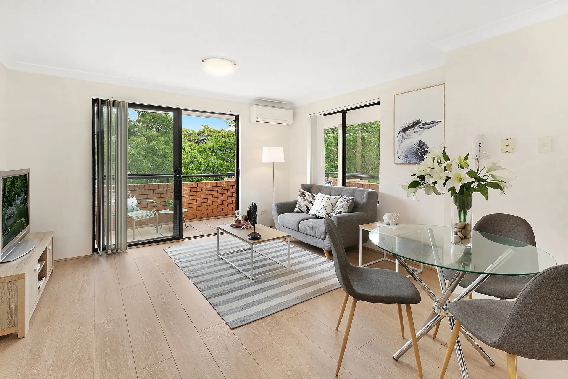 4/50-54 Henley Road, Homebush West Sold by Richard Matthews Real Estate - image 1