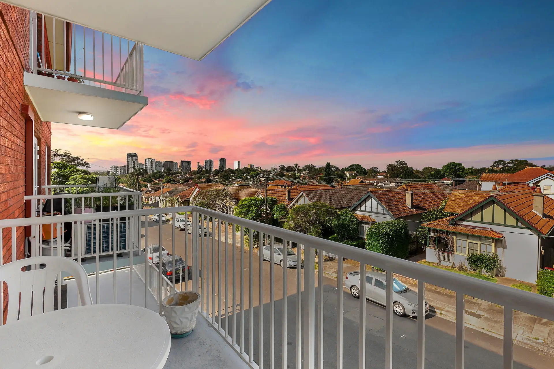 10/189 Liverpool Road, Burwood Sold by Richard Matthews Real Estate - image 1