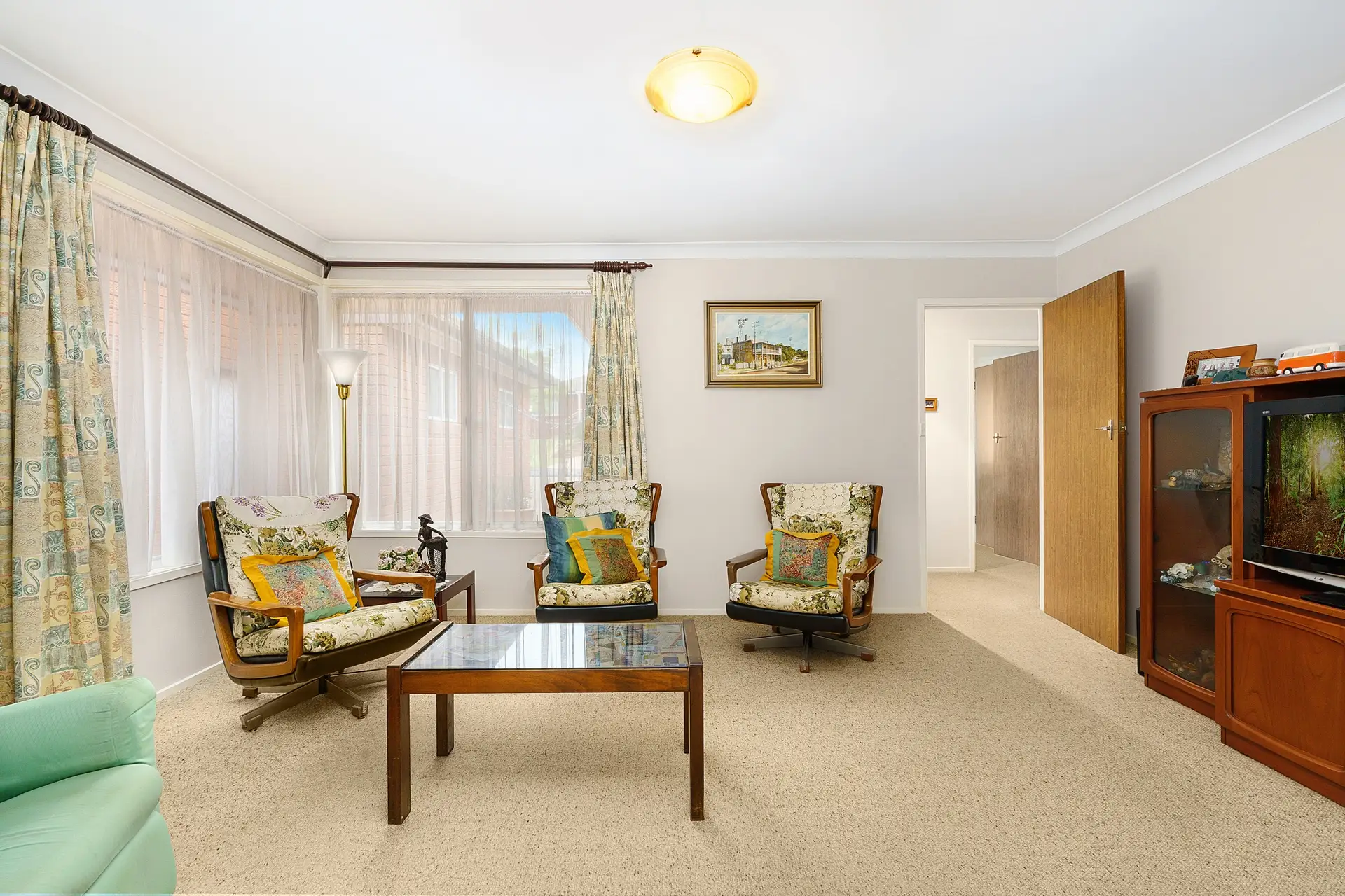 78 Jacaranda Drive, Georges Hall Sold by Richard Matthews Real Estate - image 5