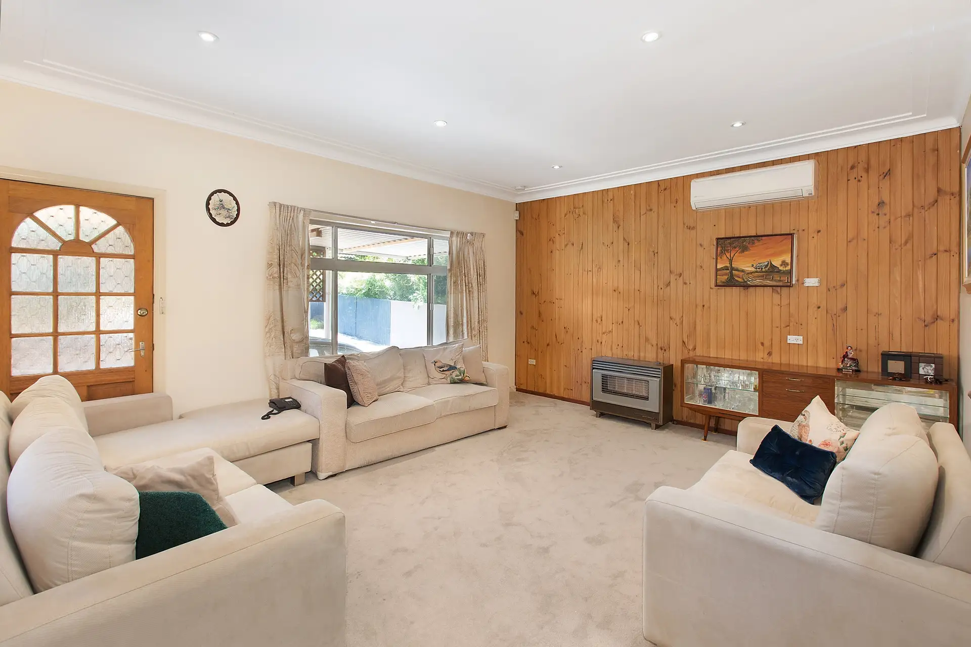 14 Clarendon Road, Peakhurst Sold by Richard Matthews Real Estate - image 3