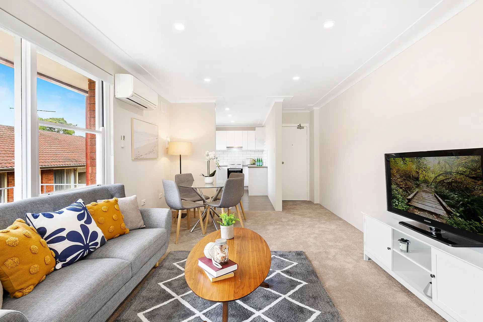 9/5 Cecil Street, Ashfield Sold by Richard Matthews Real Estate - image 1