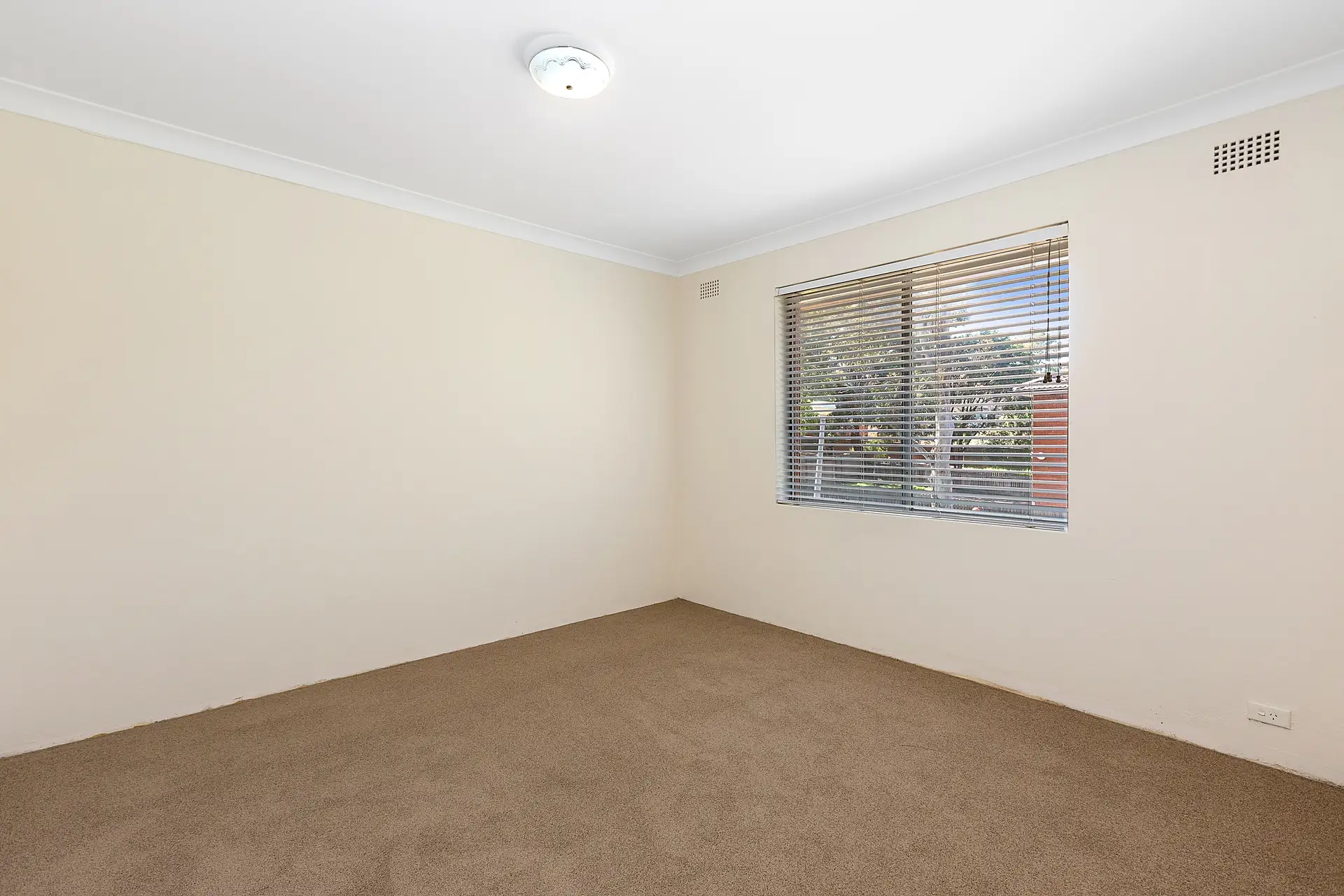 43 Hillard Street, Wiley Park Sold by Richard Matthews Real Estate - image 4