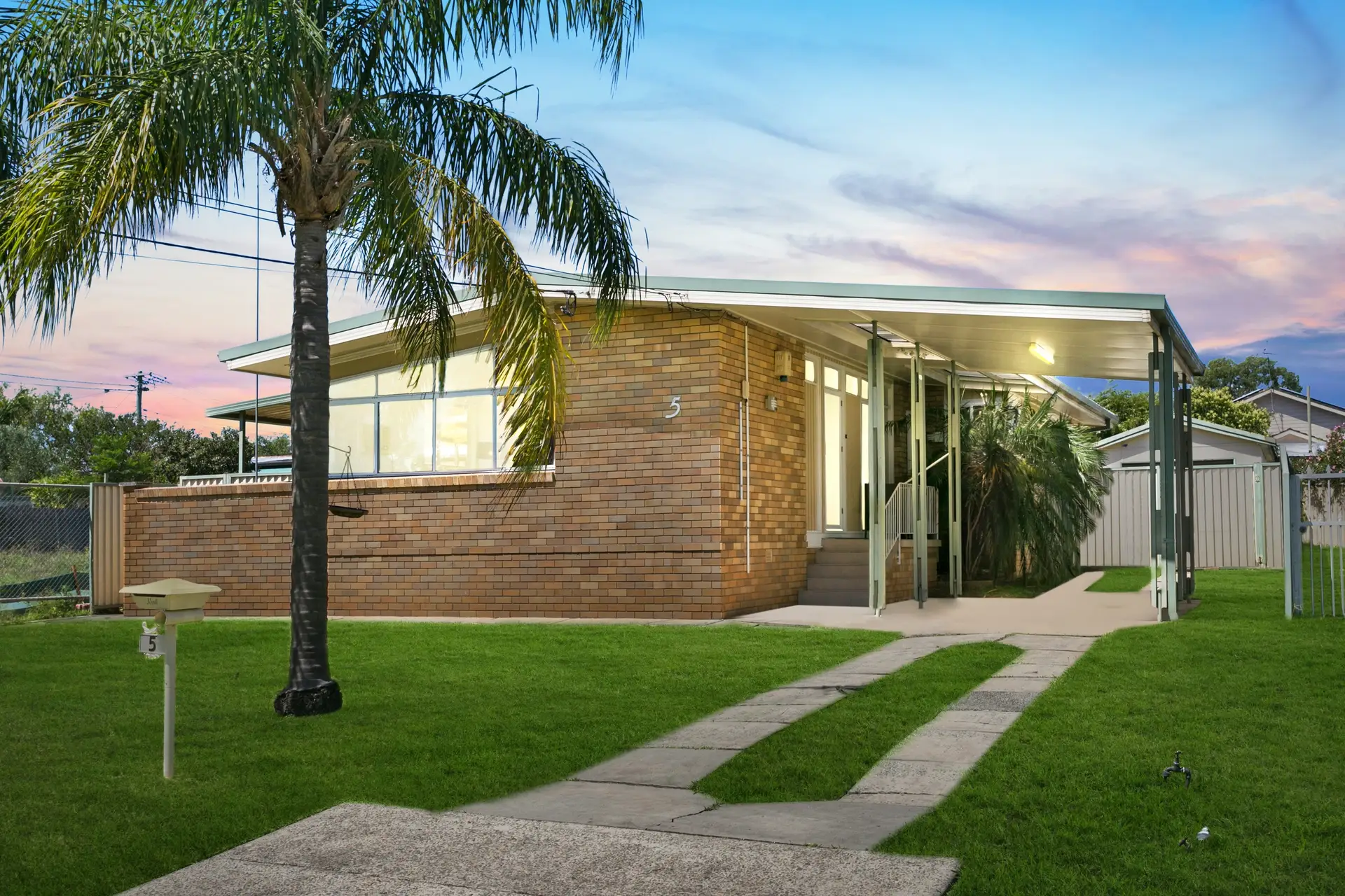 5 Baxter Road, Bass Hill Sold by Richard Matthews Real Estate - image 1