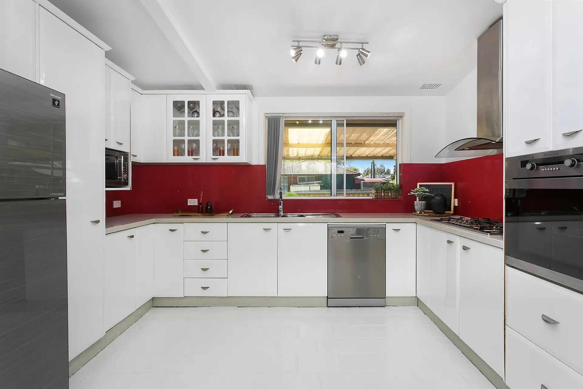 5 Baxter Road, Bass Hill Sold by Richard Matthews Real Estate - image 3