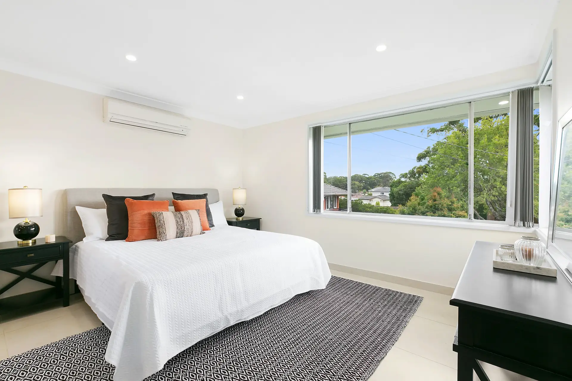 4 Bligh Close, Georges Hall Sold by Richard Matthews Real Estate - image 4