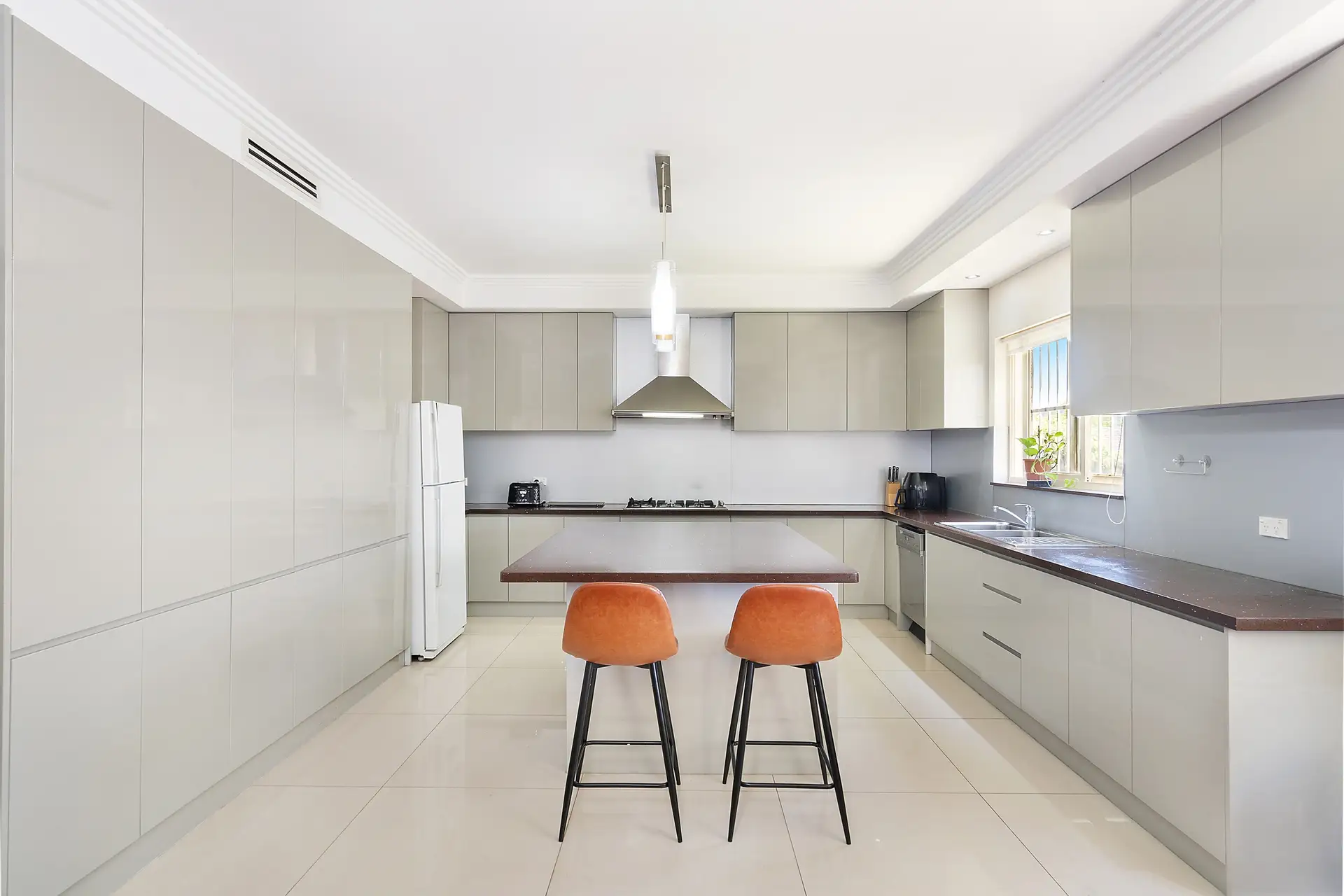 25 Rickard Road, Strathfield Sold by Richard Matthews Real Estate - image 2
